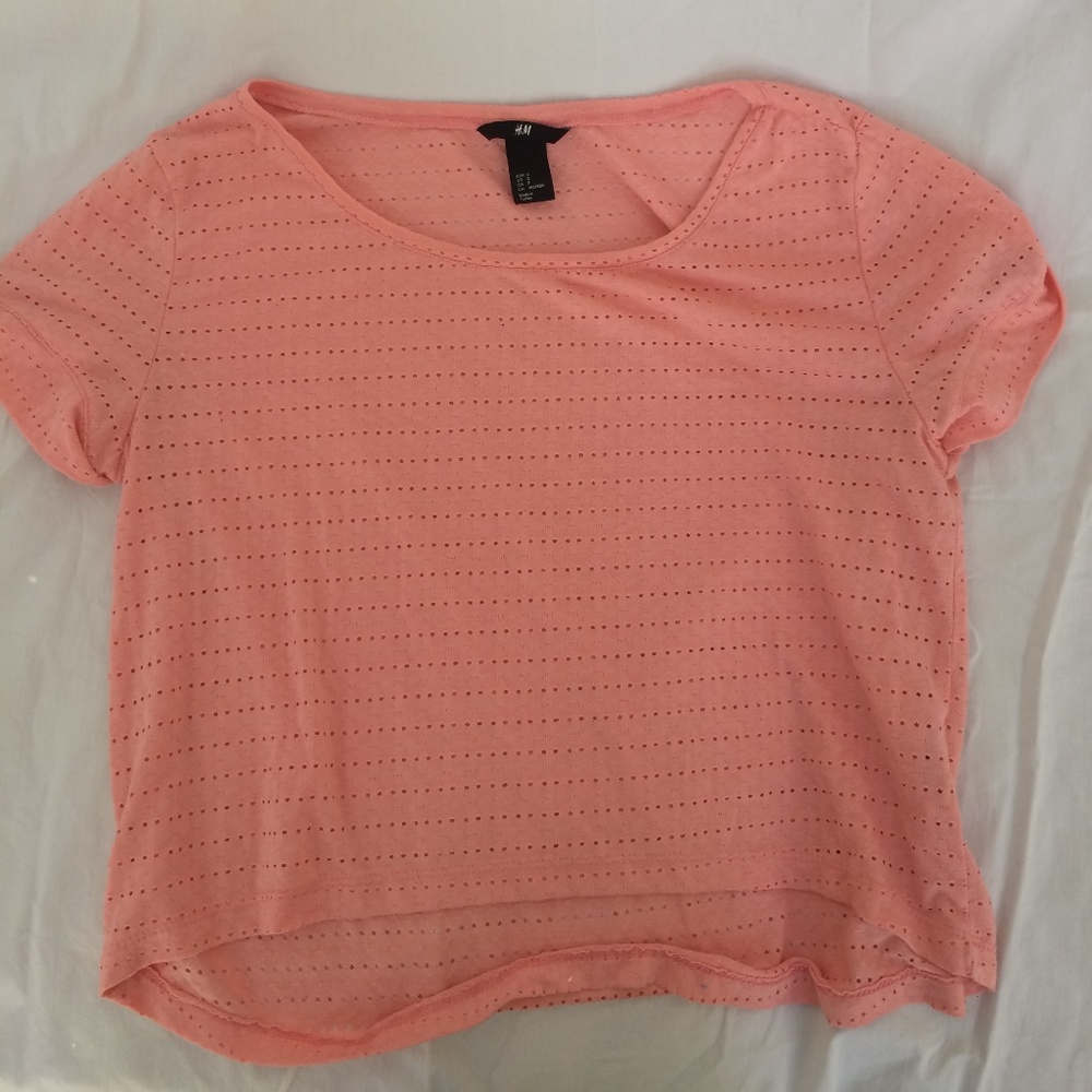 Light pink baggy/oversized crop top